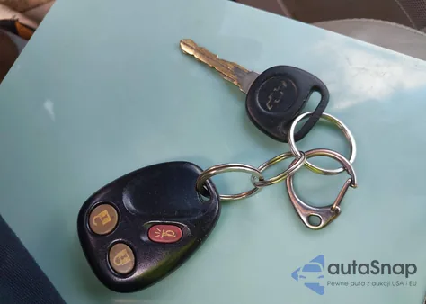 2005 Chevrolet Equinox Lt z USA, uszkodzony, nr VIN 2CNDL73F856048096